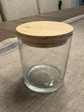 Small jar with wood lid